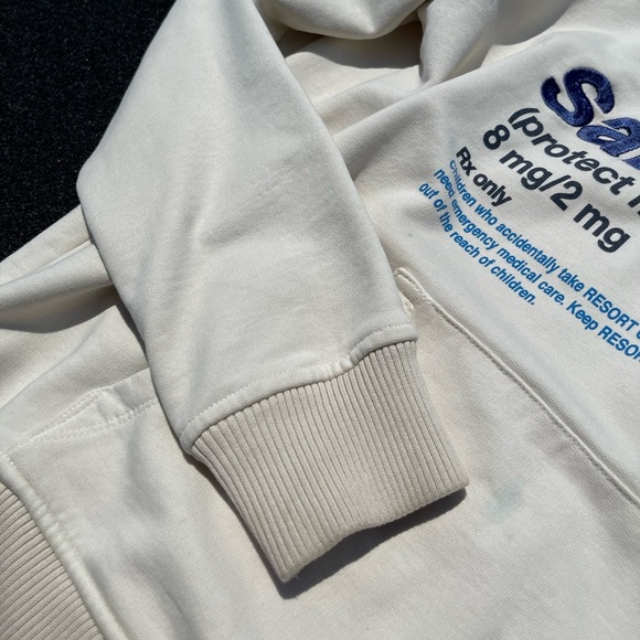 Resort corps Cream Beige Graphic Pullover Hoodie - Picture 9 of 16